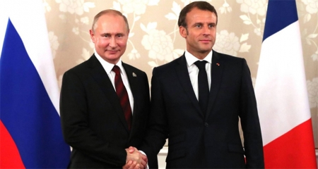 Макрон примет Путина во Франции накануне саммита G7