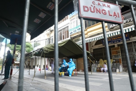 ханой приостанавливает работу всех ненужных общественных услуг с 0 00 19 июля