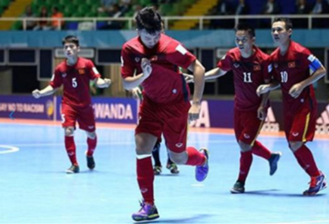 Сборная России по футзалу одержала победу над Сборной Вьетнама в матче на Чемпионате мира по мини-футболу 2016 года
