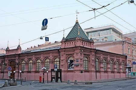 В Новом Манеже (выставочный зал в  Москве) представлена выставка "Булгаков. Две биографии"