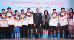 Чествованы выдающиеся лаосские и камбоджийские студенты в г. Хошимине