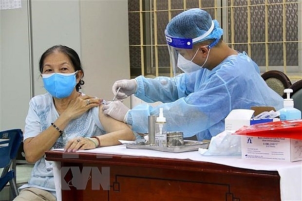 Минздрав выделил Хошимину еще более 650.000 доз вакцины против COVID-19 | ЗДОРОВЬЕ | Vietnam+ (VietnamPlus)