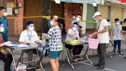 Серия фотографий: Первый передвижной рынок в Хошимине, получивший «Зелёную карту COVID-19»