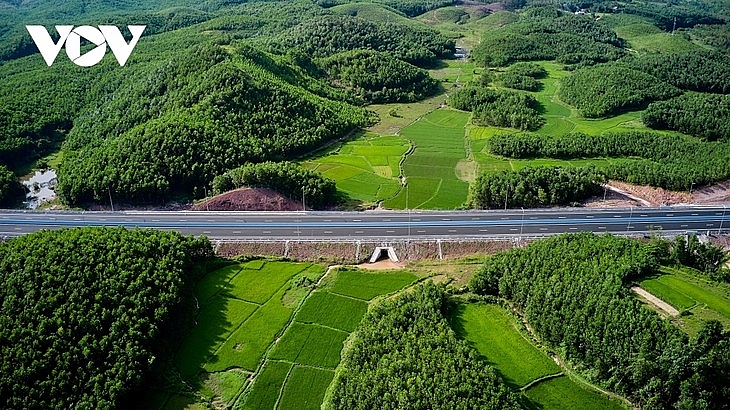 Скоростная автомагистраль Вандон- Монгкай: Вид сверху до открытия.
