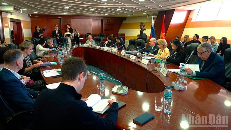 Открытие 5-го Всероссийского конкурса перевода с вьетнамского языка.