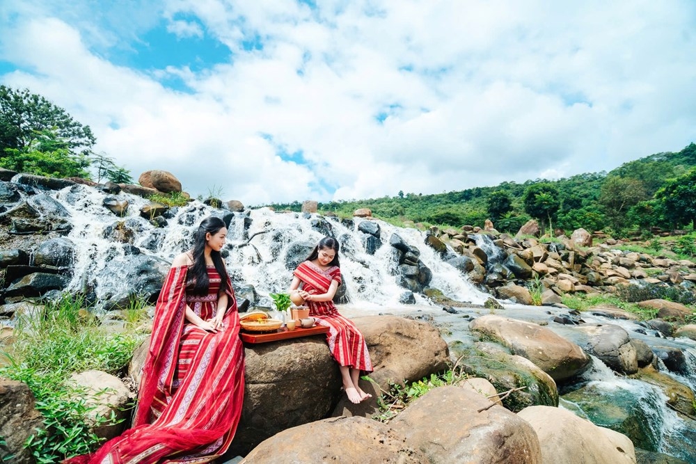 Посещение и дегустация чая у водопада Бобла.