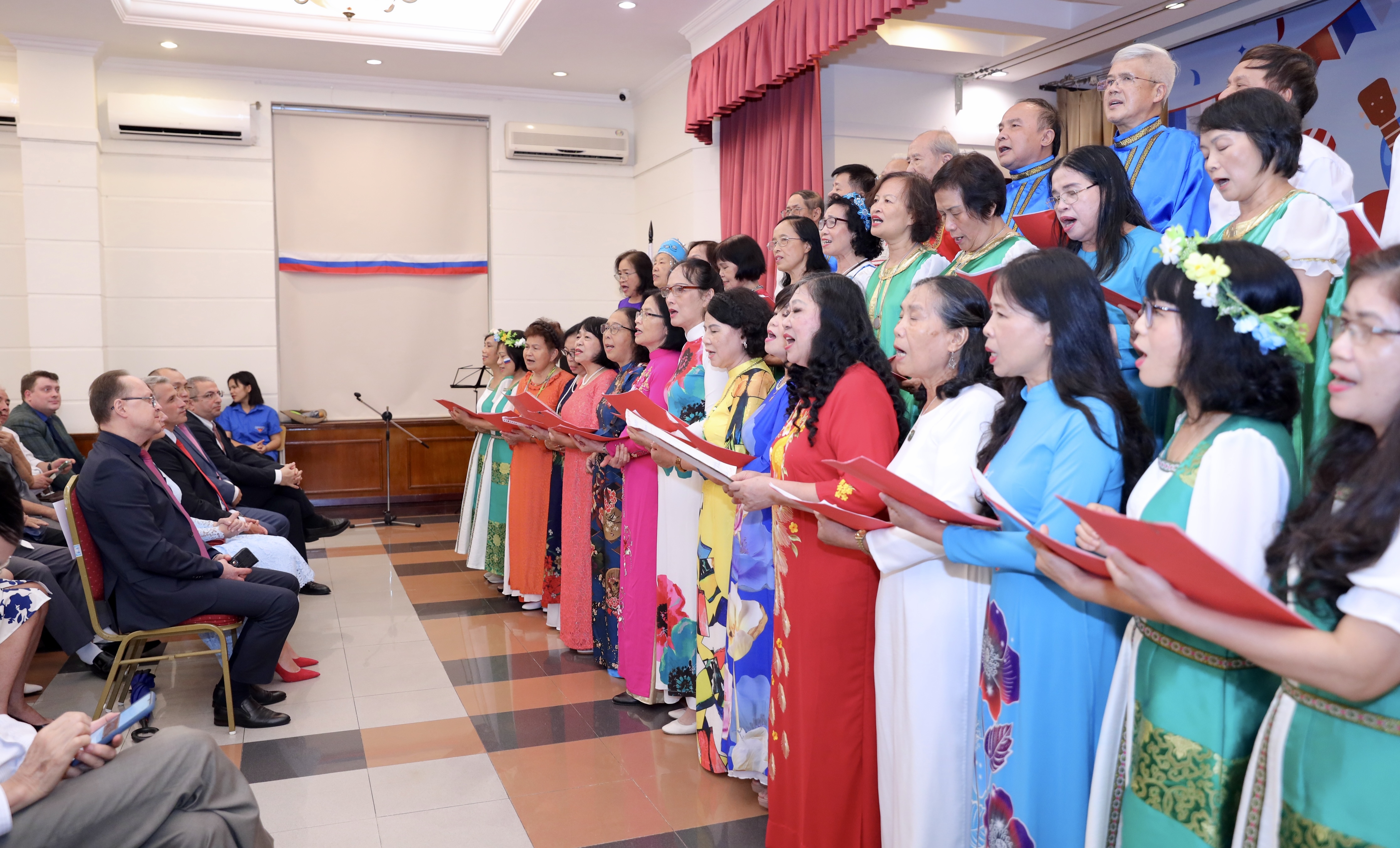 Российско-Вьетнамское сотрудничество: многообразие и насыщенность