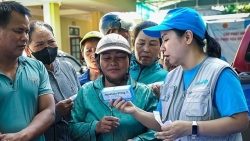 ЮНИСЕФ оказывает экстренную помощь при наводнениях в провинциях Дьенбьен, Шонла и Нгеан