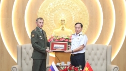 Командующий ВМС Вьетнама принял военного атташе России