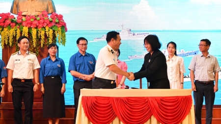 Укрепление военного-гражданского единства