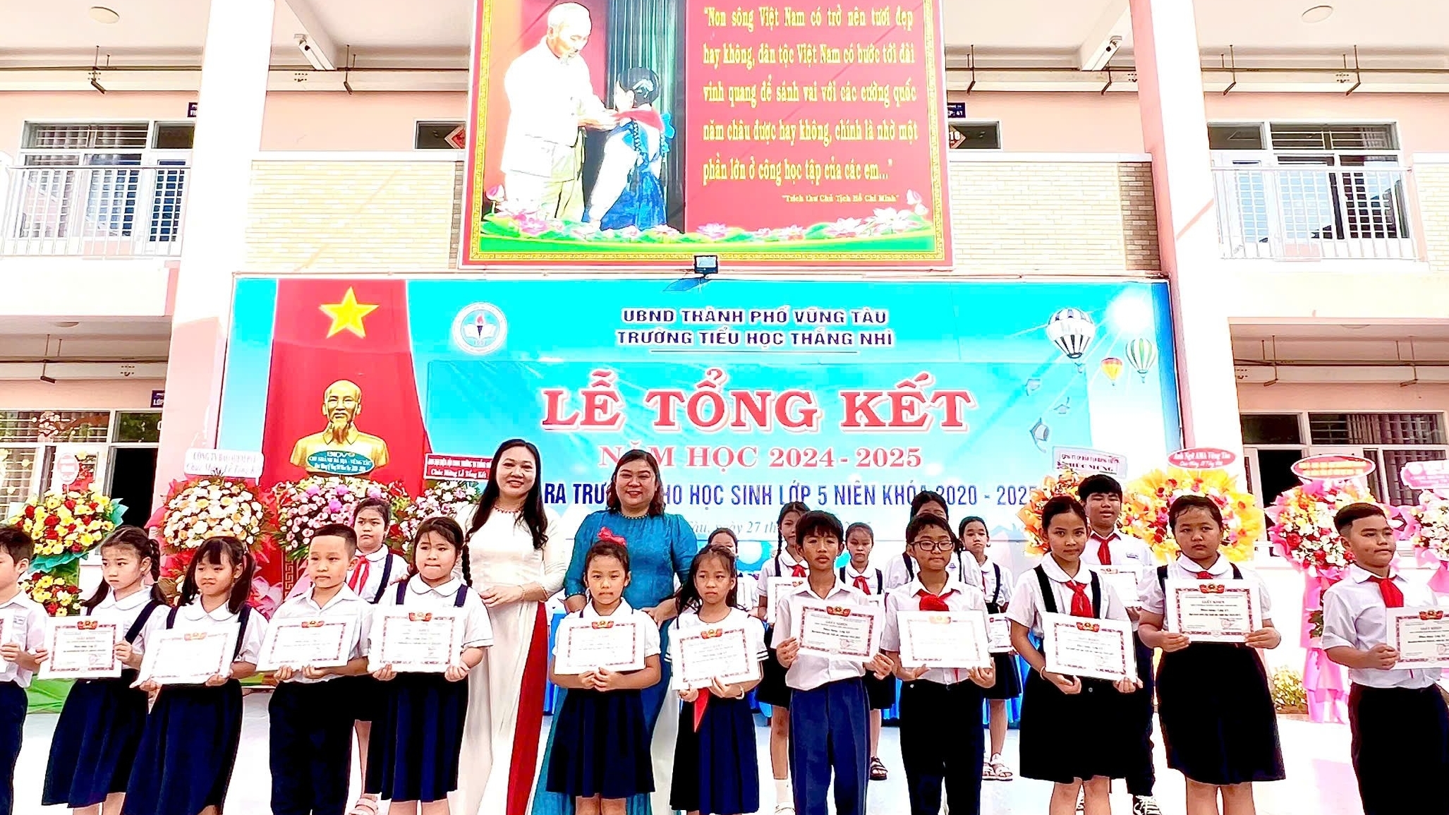 Доктор наук Ча Ми раскрывает секрет помочь ребенку владеть вьетнамским языком