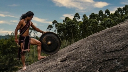 Молодые посланники, продвигающие культуру народов в Тэйнгуене