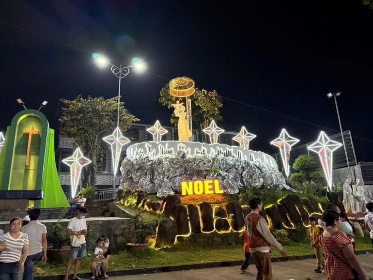 Вьетнамские католики объединяют усилия ради развития родного края