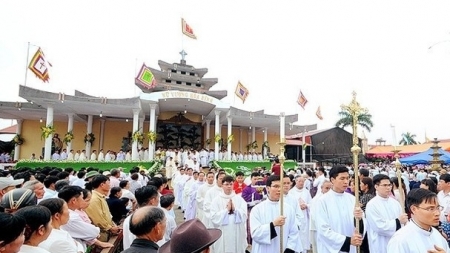 Вьетнамские католики объединяют усилия ради развития родного края