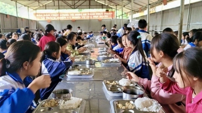 Ученики начальной и средней школы в приграничных районах получили поддержку