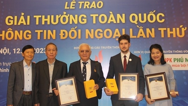 9-я Национальная премия внешнего информирования: Активное распространение имиджа Вьетнама среди международных друзей