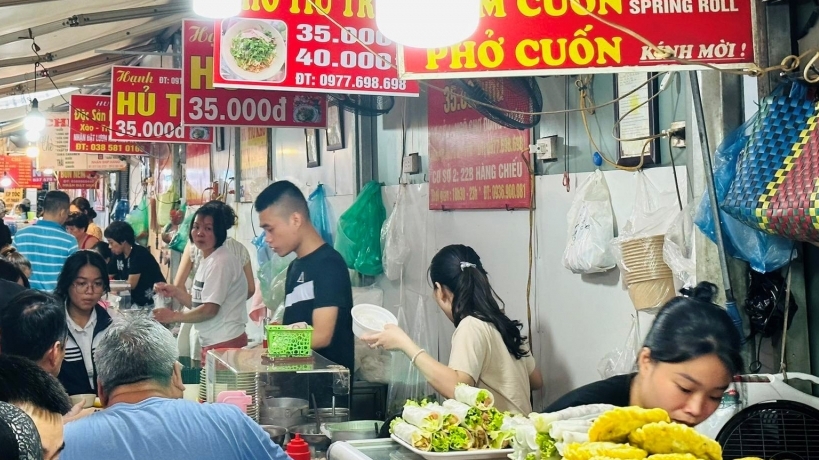 Насышенный «гастрономический тур» по рынку Донгсуан