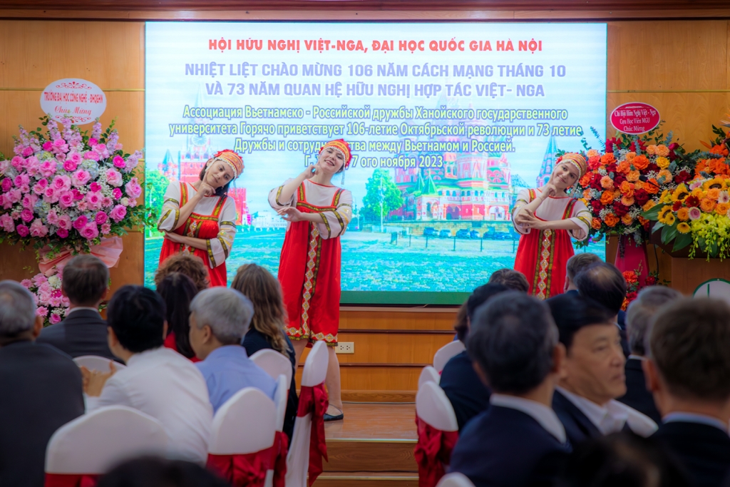 Общество вьетнамско-российской дружбы при ХГУ способствует развитию народной дипломатии