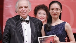 Хоанг Хо Кхань Ван заняла первое место на 10-м Международном конкурсе скрипачей