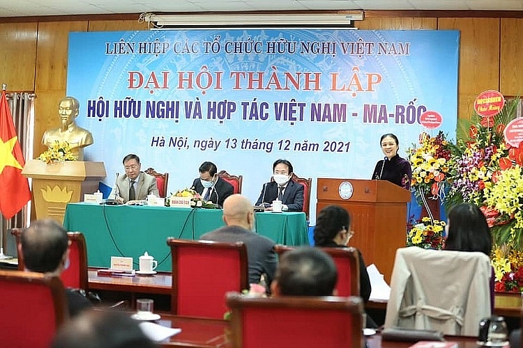 Повышение роли и эффективности народной дипломатии, являющейся основой всеобъемлющей и современной вьетнамской дипломатии