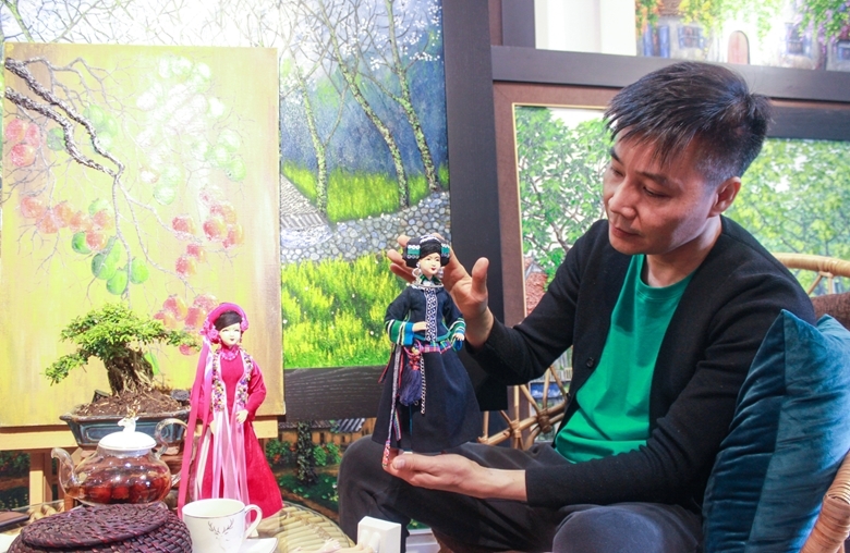 Миниатюризация тысяч костюмов этнических групп для кукол