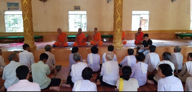 Представители этнических меньшинств в провинции Чавинь имеют свободу вероисповедания