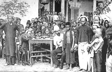Вакцинация на юге Вьетнама в 1890-х годах