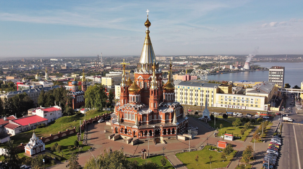 Сколько Красных площадей в России? Сколько Красных площадей в России?