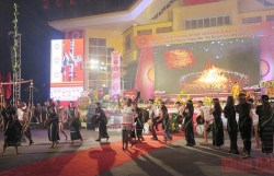 Церемония открытия фестиваля народных культур этнических групп в районе Чыонгсон – Тэйнгуен
