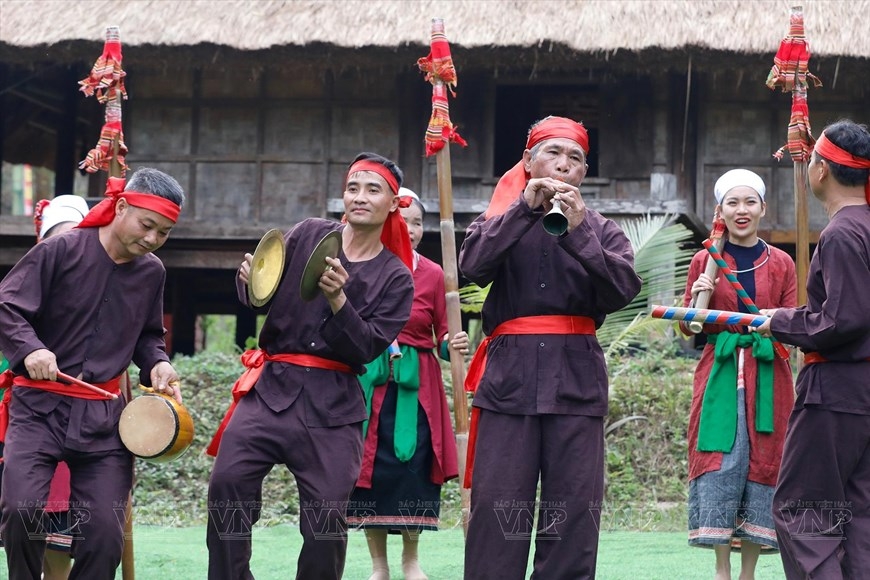 Народная песня «Тям до хо» этнической народности Тхо