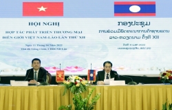 Укрепление сотрудничества в развитии приграничной торговли между Лаосом и Вьетнамом