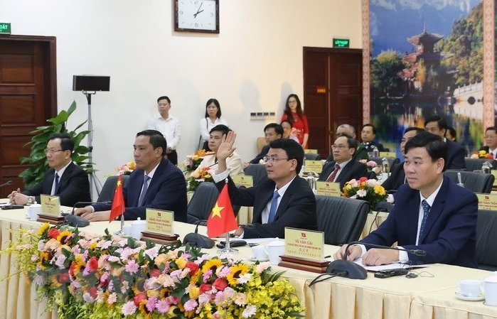 Укрепление сотрудничества между 4 северо-западными провинциями и провинцией Юньнань (Китай)