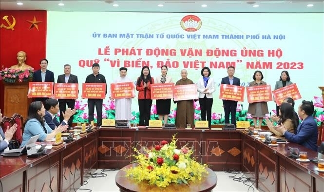 Ханой: более 30 миллиардов вьетнамских донгов было внесено в фонда «За море и острова Вьетнама» - 2023