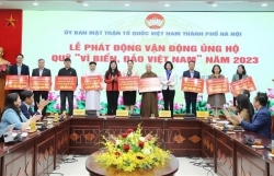 Ханой: более 30 миллиардов вьетнамских донгов было внесено в фонда «За море и острова Вьетнама» - 2023