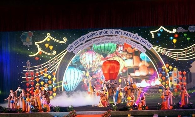 Около 600 артистов приняли участие в 7-м Вьетнамском международном хоровом конкурсе – Хойан-2023