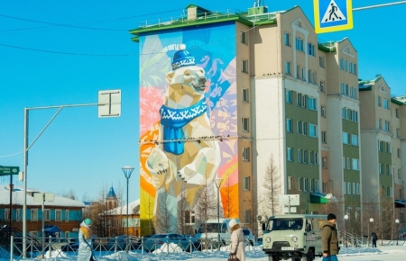 Впечатляющие муралы на улицах России