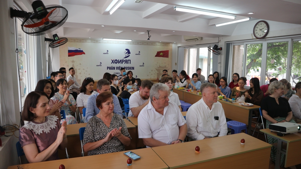 Уникальное Светлое Христово Воскресение в Ханое