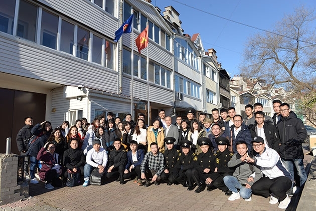 Вьетнамские студенты  обмениваются опытом обучения в России