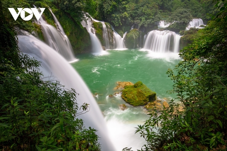 Четыре сезона красоты водопада Банзок