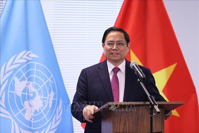 Премьер-министр Фам Минь Чинь провел рабочую встречу с Постоянной миссией Вьетнама при ООН