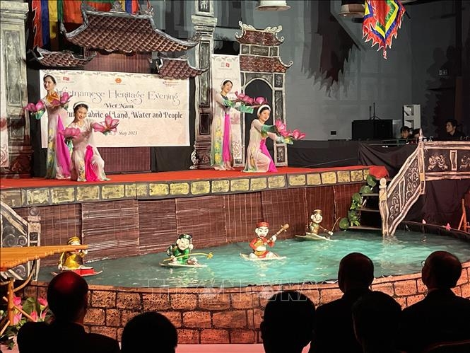 Ознакомление сообщества ЮНЕСКО с вьетнамским культурным наследием