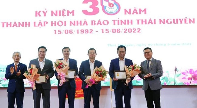 Союз журналистов провинции Тхайнгуен отметил 30-ю годовщину своего основания