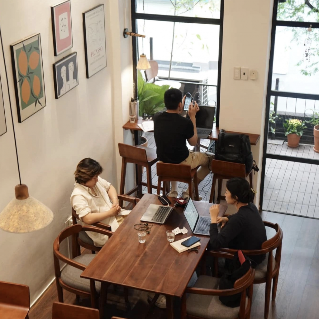 5 тихих кафе для работы в районе 1 города Хошимина