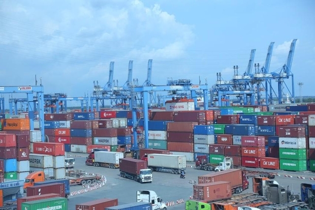 Город Хошимин снижает ставку сбора за использование портовой инфраструктуры с первого августа