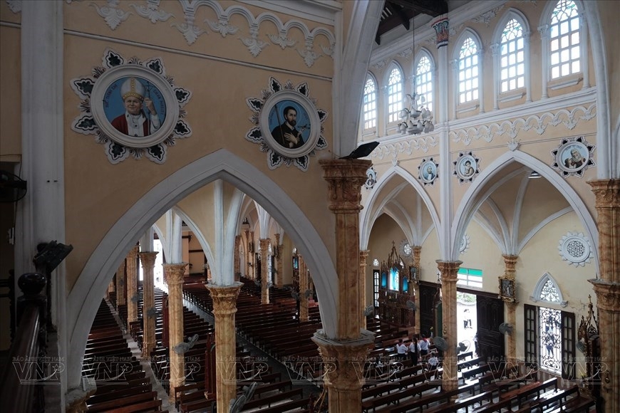 Красота католической церкви Хынгнгиа