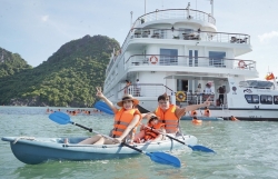 Дети и пожилые люди могут посещать заливы Халонг и Байтылонг бесплатно или со скидкой