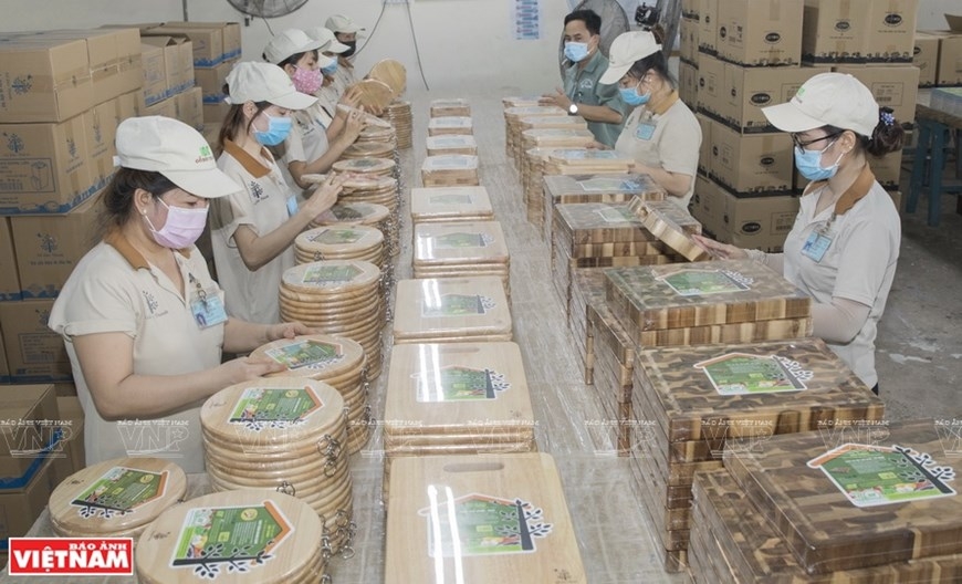 Производство деревянных изделий во Вьетнаме - сила в миллиард долларов экспорта