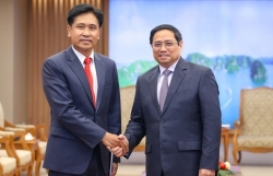 Премьер-министр Фам Минь Чинь принял министра юстиции Лаоса