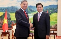 Руководители Лаоса высоко оценивают результаты сотрудничества двух МОБ Лаоса и Вьетнама