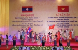 Укрепление отношений сотрудничества между провинциями Тханьхоа и Хуафан (Лаос)